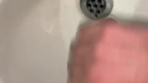CLEAN SHAVED BIG DICK RED HANDS!!! [EXCLUSIVE]