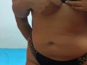 Hermosa Chica tiene su Primer video Porno. Tragando semen al final  2/16