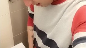 Lazy to go to the toilet , so I piss to the sink