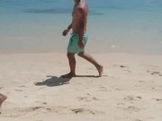 Amadora exibe na praia em publico 4/16