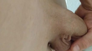 More teasin 