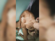 Peguei ela se masturbando, então ofereci meu pau 3/16