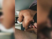 Peguei ela se masturbando, então ofereci meu pau 9/16