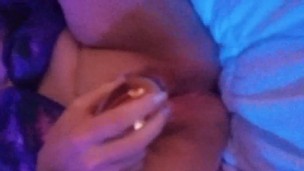 Milf is too tight to put Jellyfish Egg in Pussy