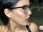 My Friend controls my orgasm with the lush of lovense in a public park and I make a great squirt