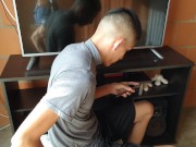 espio a mi amigó y termino dandole una mamada 1/16