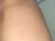 Nakaw kantot kay kumare habang nasa banyo si kumpare 16/16