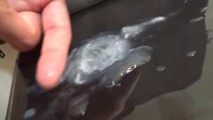 オナ禁明けのお久し射精を気持ちよく行い、射精後は不純物の多い濃厚精液をいじる変態君。