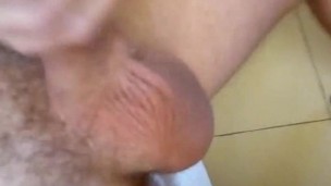 "WATCH-BRO": BROJerking Off Ater the Beach, with Cumshot
