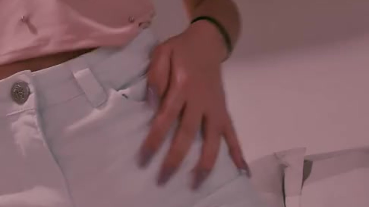 Novinha Cantando Fazendo Strip Balançando a Raba - Darmowe seks wideo - RedTube