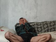 Sometimes listening to music is also nice 9/16