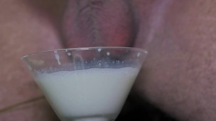 #25 Milk Glass Cum-Blast Spray