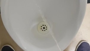 Public Urinal Piss 💦💦