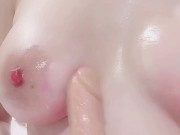 ディルドでヌルヌル ゴム手でパイずり　おちんちんが欲しくてたまらない美巨乳変態お 14/16