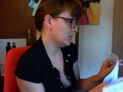 la tua segretaria che impreca e ti prende in giro pesantemente 2/16