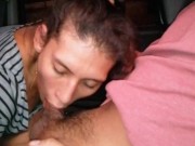 La invito a subir en mi auto y la pongo a mamarme la verga 16/16