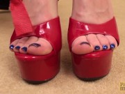 Babe Is Feet Worshipped Before Rough Sex 5/16