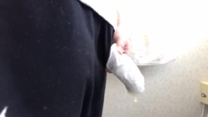 【見せない】テッシュ隠しトイレしこしこおしっこ