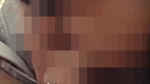 Chupando una rica verga viendo Netflix