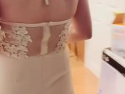 偷情的人妻 2/16