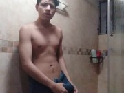 18 years old in bathroom solo masturbation amateur