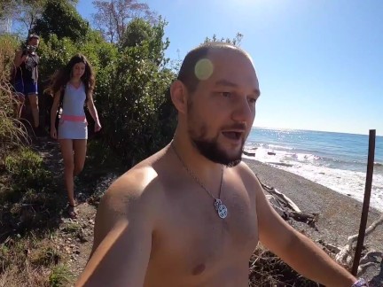 on vacation they picked up a slut and all together fucked her