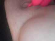 Milf masturbates fat clit with Vibrator 6/16