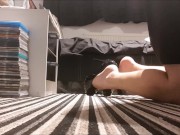 Squeaky Hell pop Play