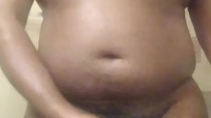 EVERYTIME I SEE THAT BIG ASS SHAKE & JIGGLE 