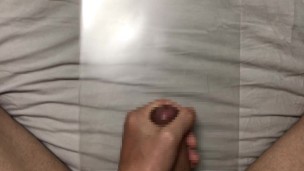 一週間ぶりのオナニーで大量射精