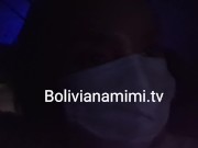 Numa viagem de 10 horas nao aguentei mais o tesao e me masturbei no banheiro do aviao ate gozar  9/16