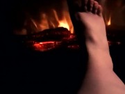 Warming my Feet up to give you a nice HOTT Footjob NO HEADPHONES REQUIRED