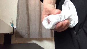 見せないオナニー射精