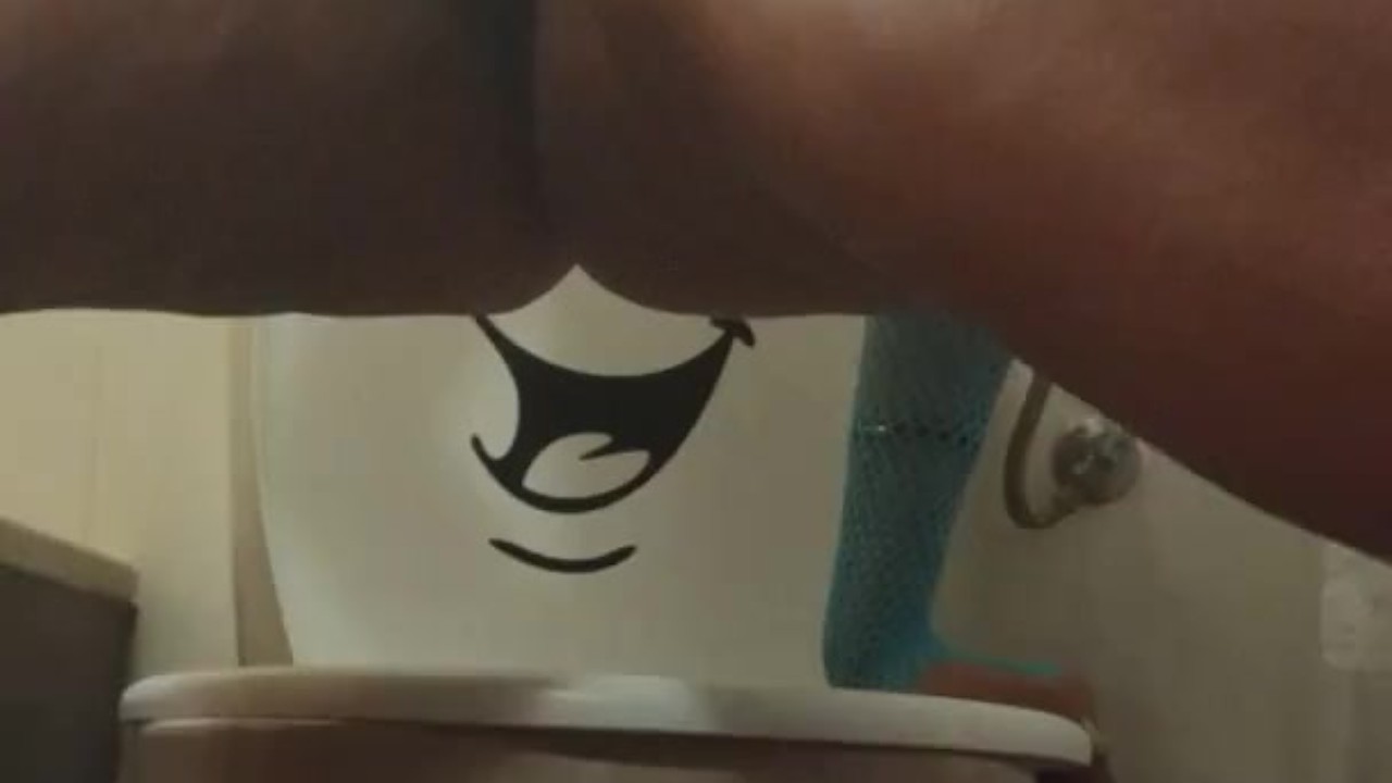 hidden in the bathroom masturbating with a golden shower gift. - RedTube