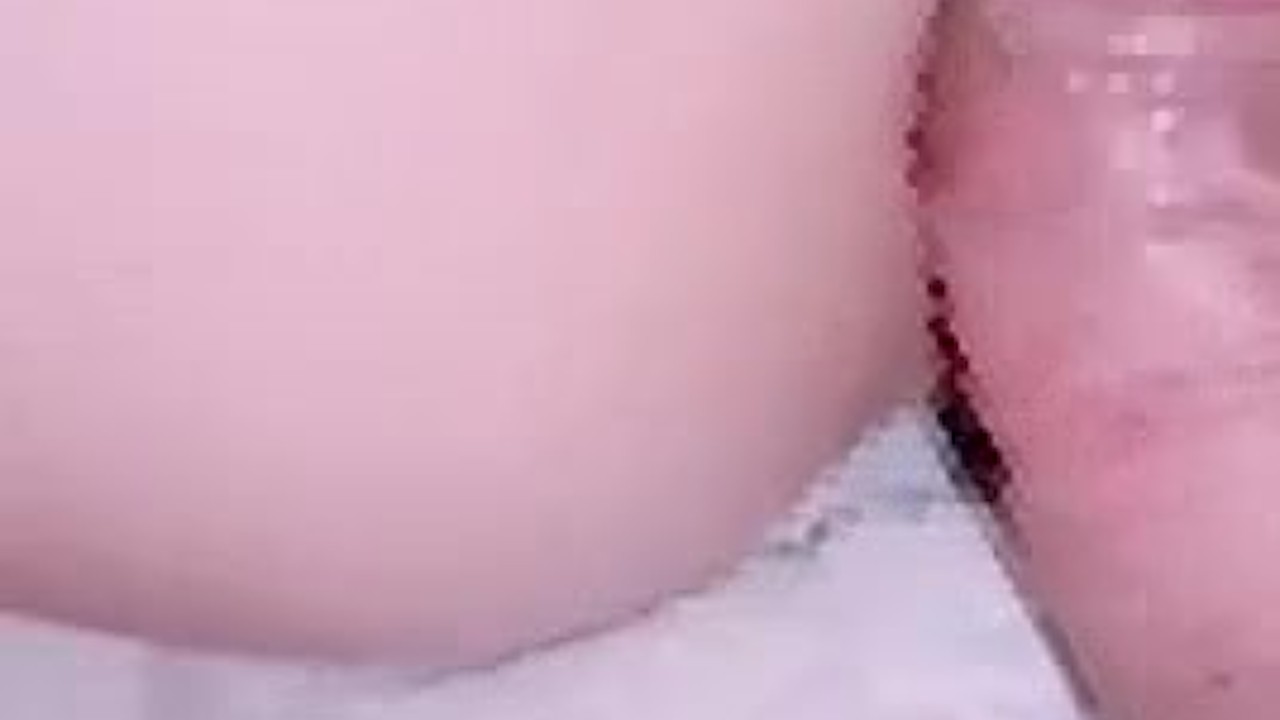パイパンまんこにぶっかけ後、精子まみれのちんちんを再挿入❤️精子と愛液が混ざってニュルニュル【日本人素人HENTAIカップル個人撮影15】 - Бесплатное секс видео - RedTube