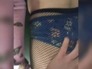 Студентка позволяет лапать себя в туалете клуба 2/16