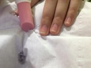 むらむらしたからひとりでティッシュ越しにえっち　濡れてきてびしょびしょになっちゃう 5/16