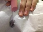 むらむらしたからひとりでティッシュ越しにえっち　濡れてきてびしょびしょになっちゃう 9/16