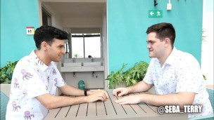 Follado en el baño de el restorán por oso degenerado