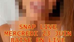 Une Milf baise Live sur SNAP et c'est toi qui décides comment