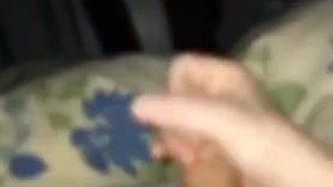 暗闇のオナニー　興奮しすぎて大噴射！！