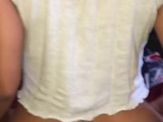 Una más de la vecina le encanta la leche mientras su marido no esta 8/16