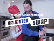 StepmomWants To Get Pregnant - PervMom 14/16