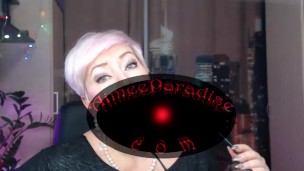 Ritual dances of a mature SnowMaiden to challenge the coolness. Santa's staff in her mouth and cunt!