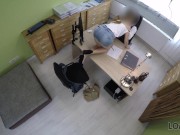 LOAN4K Esposa necesita dinero para arreglar el auto de su esposo y deja que un tipo se la folle 9/16