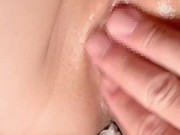 おまんこから溢れ出る甘酸っぱい本気汁😍ヌルヌル甘しょっぱくていつでも舐め尽くしたい【日本人素人HENTAIカップル個人撮影35】 8/16