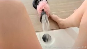 SFW bathtub climaxing