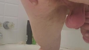 Precum bath strokin