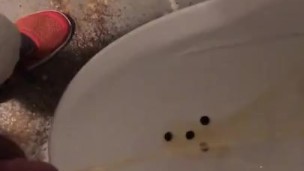 No hander piss