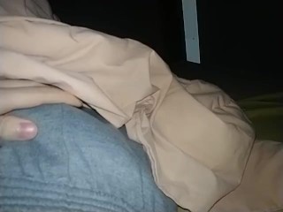 Jerking off hidden with the family in the next room